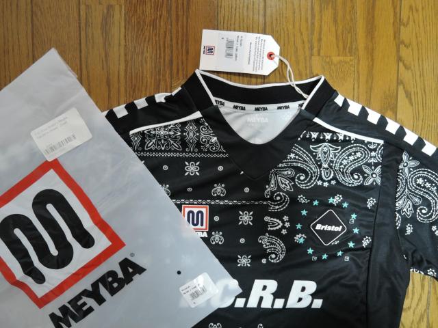 新品 F.C.Real Bristol × MEYBA エフシーレアルブリストル × メイバ バンダナ柄 Tシャツ ゲームシャツ < ブランド  新品 F.C.Real Bristol × MEYBA エフシーレアルブリストル × メイバ バンダナ柄 Tシャツ ゲームシャツ < ブランドの
