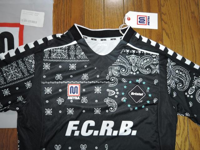 新品 F.C.Real Bristol × MEYBA エフシーレアルブリストル × メイバ バンダナ柄 Tシャツ ゲームシャツ < ブランド  新品 F.C.Real Bristol × MEYBA エフシーレアルブリストル × メイバ バンダナ柄 Tシャツ ゲームシャツ < ブランドの