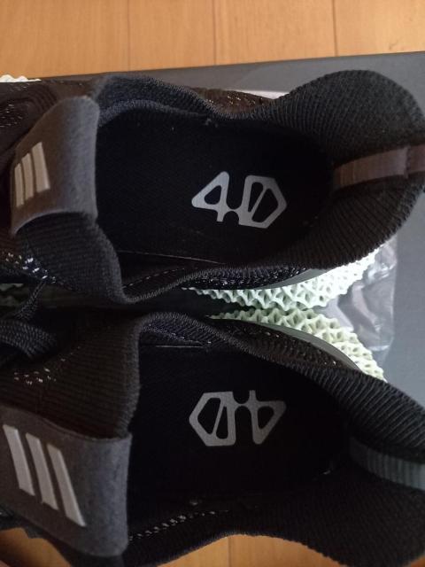 83%オフ、adidas、高機能スニーカー(美品、黒、27) < 男性ファッション  83%オフ、adidas、高機能スニーカー(美品、黒、27) < 男性ファッションの