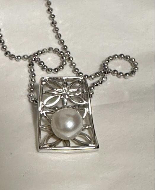 新品??淡水真珠ネックレス パールネックレス < 女性アクセサリー/時計 新品??淡水真珠ネックレス パールネックレス < 女性アクセサリー/時計の