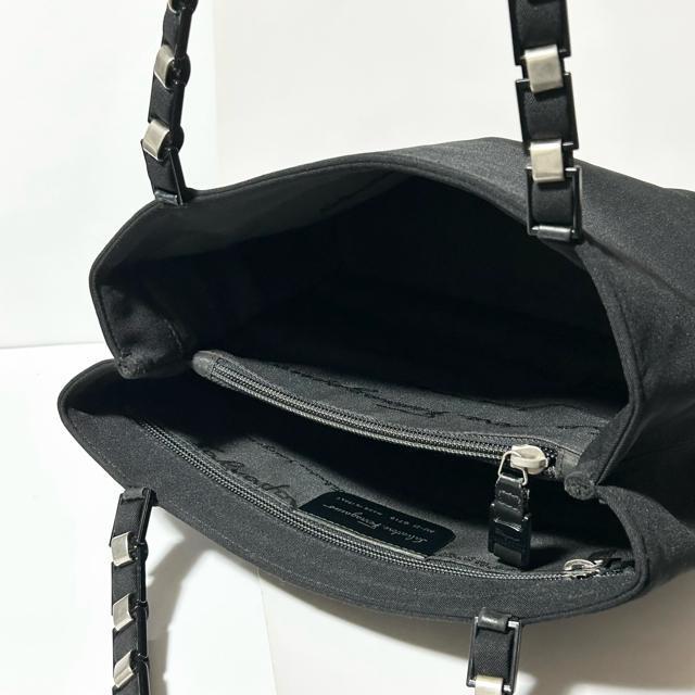 ���i Salvatore Ferragamo �t�F���K�� AU-21 0719 ���@���`�F�[�� �L�����o�X �V�����_�[�o�b�O �� �u�����h�� 