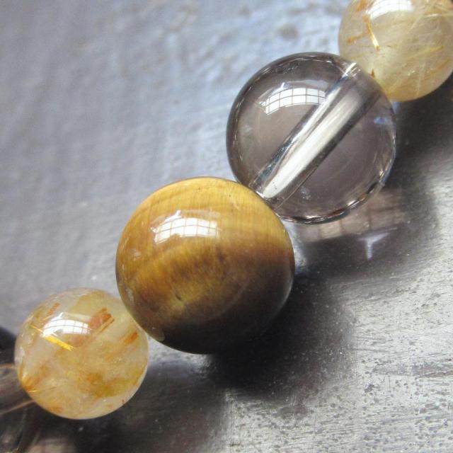 タイガーアイxスモーキークォーツxルチルクォーツブレスレット 天然石 パワーストーン < 女性アクセサリー/時計 タイガーアイxスモーキークォーツxルチルクォーツブレスレット 天然石 パワーストーン < 女性アクセサリー/時計の