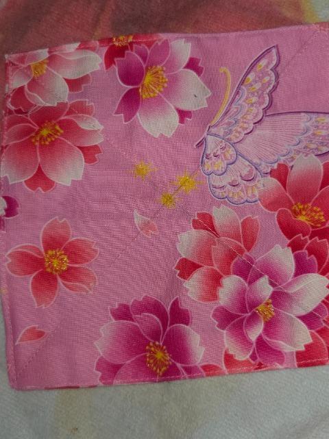 ★新品ピンク×桜蝶ラメ入柄コースター2枚セット < キッズ/ベビー  ★新品ピンク×桜蝶ラメ入柄コースター2枚セット < キッズ/ベビーの