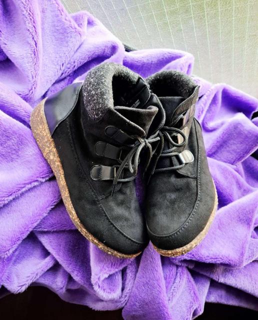 ☆melange/メランジュ☆裏起毛付きスウェードスニーカーブーツ靴底コルク調ショートブーツ黒L☆ぬくぬく丸っこい可愛いフォルム♪ < 女性ファッション ☆melange/メランジュ☆裏起毛付きスウェードスニーカーブーツ靴底コルク調ショートブーツ黒L☆ぬくぬく丸っこい可愛いフォルム♪ < 女性ファッションの