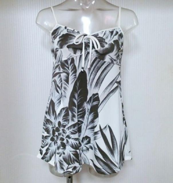 ALBA ROSA★バック スリット ボタニカル柄 キャミ < ブランド ALBA ROSA★バック スリット ボタニカル柄 キャミ < ブランドの