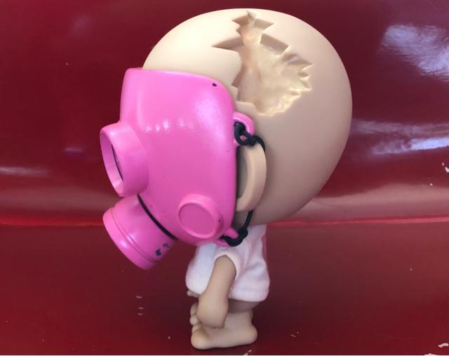 《UNDER PEACE × SHON》 フィギュア WAR BABY ガスマスク 留之助商店 デザイナーズトイ kozik トイ < ホビー  《UNDER PEACE × SHON》 フィギュア WAR BABY ガスマスク 留之助商店 デザイナーズトイ kozik トイ < ホビーの