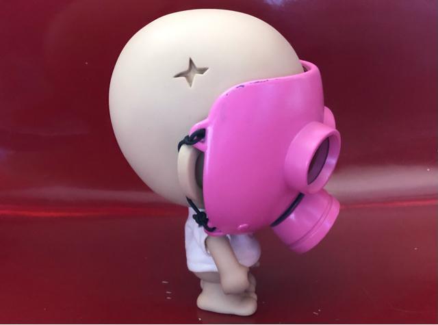 《UNDER PEACE × SHON》 フィギュア WAR BABY ガスマスク 留之助商店 デザイナーズトイ kozik トイ < ホビー  《UNDER PEACE × SHON》 フィギュア WAR BABY ガスマスク 留之助商店 デザイナーズトイ kozik トイ < ホビーの