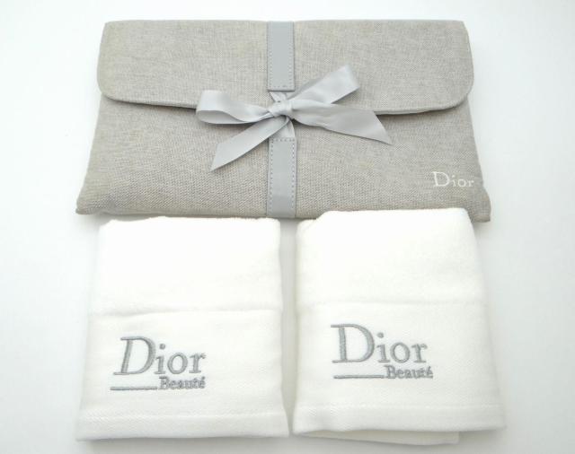 Christian Dior ディオール ポーチ&ハンドタオル2枚セット ノベルティ<新品同様品>【送料無料】 < ブランド Christian Dior ディオール ポーチ&ハンドタオル2枚セット ノベルティ<新品同様品>【送料無料】 < ブランドの