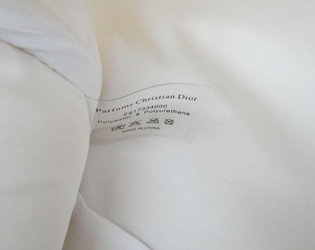 Christian Dior ディオール ポーチ&ハンドタオル2枚セット ノベルティ<新品同様品>【送料無料】 < ブランド Christian Dior ディオール ポーチ&ハンドタオル2枚セット ノベルティ<新品同様品>【送料無料】 < ブランドの