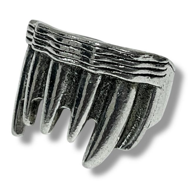 【新品】牙デザインシルバーフリーリング < 男性アクセサリー/時計 【新品】牙デザインシルバーフリーリング < 男性アクセサリー/時計の