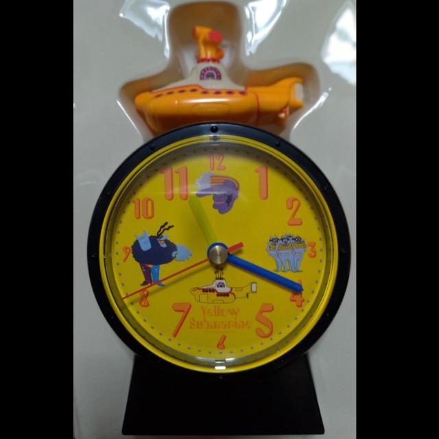 ビートルズ イエローサブマリン クロック 置き時計 1999年 < タレントグッズ ビートルズ イエローサブマリン クロック 置き時計 1999年 < タレントグッズの