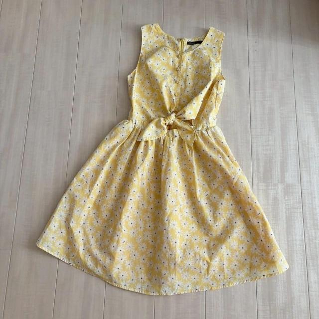◆Swelish/スウィリッシュ◆お腹開きミニワンピース★イエロー×花柄M*リボン♪ギャルコーデ美品 < 女性ファッション ◆Swelish/スウィリッシュ◆お腹開きミニワンピース★イエロー×花柄M*リボン♪ギャルコーデ美品 < 女性ファッションの