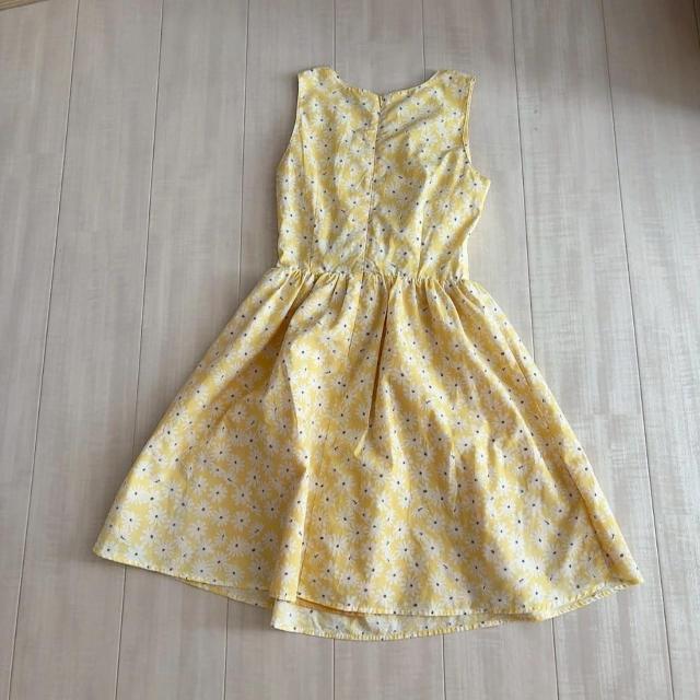 ◆Swelish/スウィリッシュ◆お腹開きミニワンピース★イエロー×花柄M*リボン♪ギャルコーデ美品 < 女性ファッション ◆Swelish/スウィリッシュ◆お腹開きミニワンピース★イエロー×花柄M*リボン♪ギャルコーデ美品 < 女性ファッションの