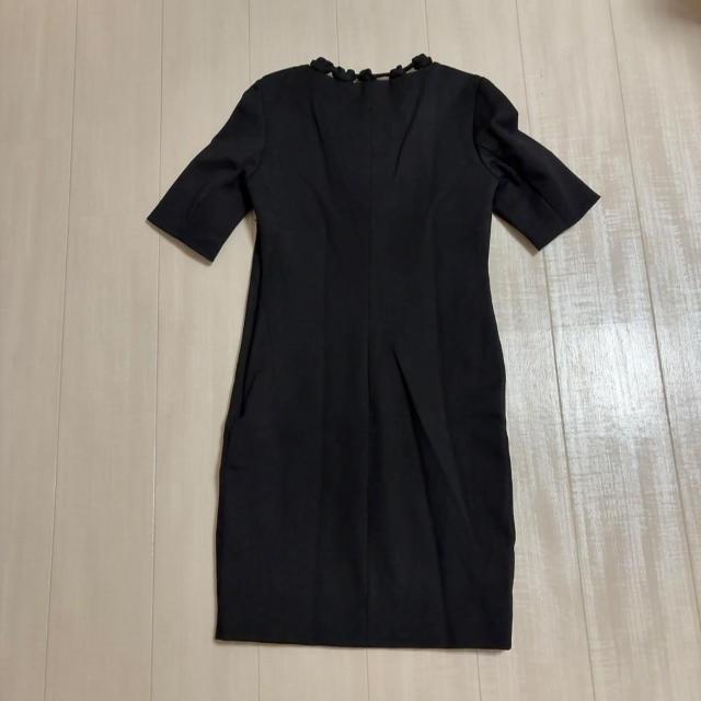 ◆シンプルワンピース◆襟元編み込みデザイン★ブラック*フォーマル◎しっかり生地♪美品 < 女性ファッション  ◆シンプルワンピース◆襟元編み込みデザイン★ブラック*フォーマル◎しっかり生地♪美品 < 女性ファッションの