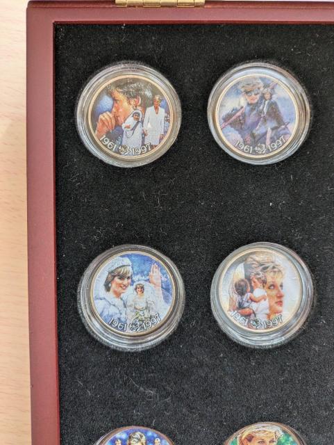 超貴重レア!フランクリン・ミント プリンセス・ダイアナ記念カラーコインセット(ザ・モルガン・ミント)カラーコインセット12枚 < ホビー 超貴重レア!フランクリン・ミント プリンセス・ダイアナ記念カラーコインセット(ザ・モルガン・ミント)カラーコインセット12枚 < ホビーの