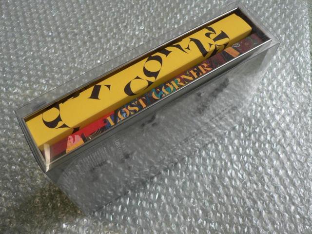 �ĒÌ��t�^�A���o���wLOST CORNER�x�y�������F�f���ՁzCD+�u���[���C�i���C�u�f�����^�j���ɂ��o�i�� �� �^�����g�O�b�Y�� 