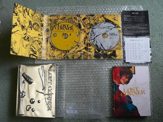 �ĒÌ��t�^�A���o���wLOST CORNER�x�y�������F�f���ՁzCD+�u���[���C�i���C�u�f�����^�j���ɂ��o�i�� �� �^�����g�O�b�Y�� 