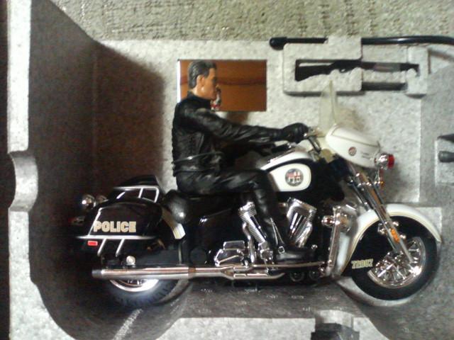 �A�I�V�}/�^�C���[ 1/10  �^�[�~�l�[�^�[3 T850&�|���X�o�C�N R/C  2003 �V�������c�F�l�b�K�[  �� �z�r�[�� 