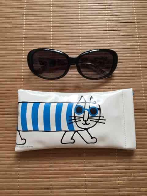 ZOFF×リサラーソン・ネコキャラクター柄サングラス。ブラック < 女性ファッション ZOFF×リサラーソン・ネコキャラクター柄サングラス。ブラック < 女性ファッションの