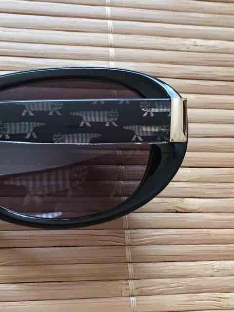 ZOFF×リサラーソン・ネコキャラクター柄サングラス。ブラック < 女性ファッション ZOFF×リサラーソン・ネコキャラクター柄サングラス。ブラック < 女性ファッションの