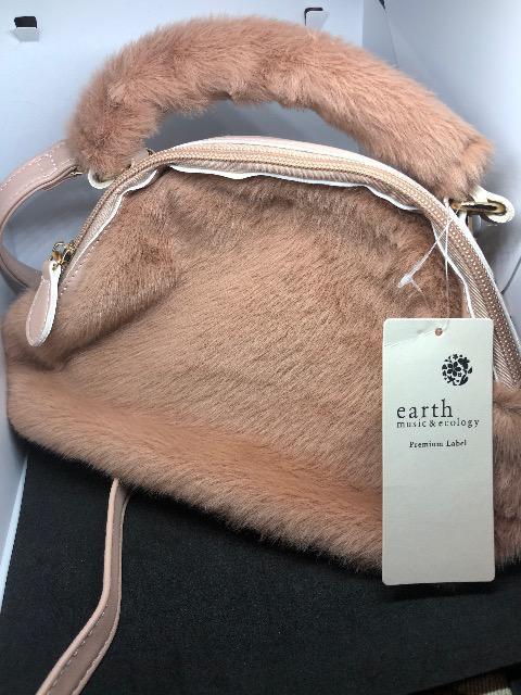 earth  n[t[t@[obO@V_[obO@pinkBeige   t@bV 
