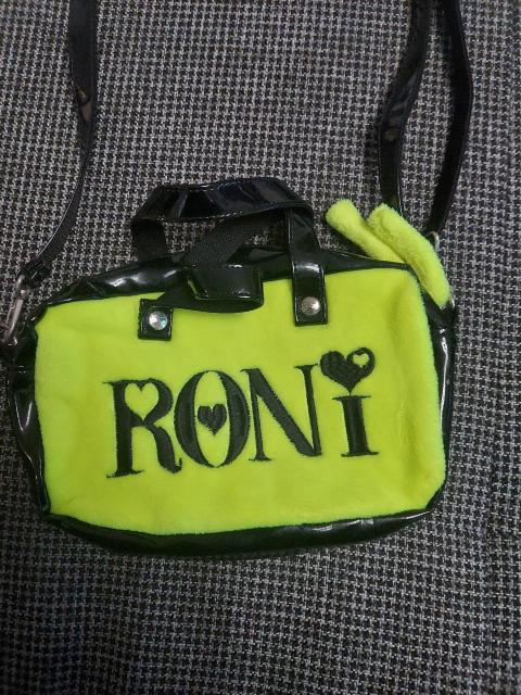 RoniV_[obO  uh 