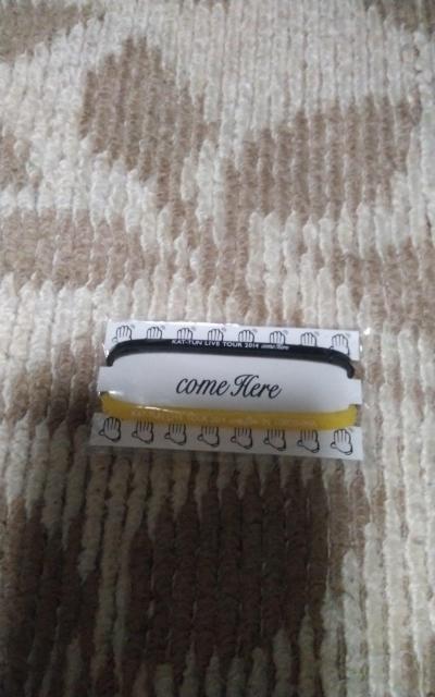 KATーTUN  Come  Here  リストバンド  広島限定 < タレントグッズ  KATーTUN  Come  Here  リストバンド  広島限定  < タレントグッズの