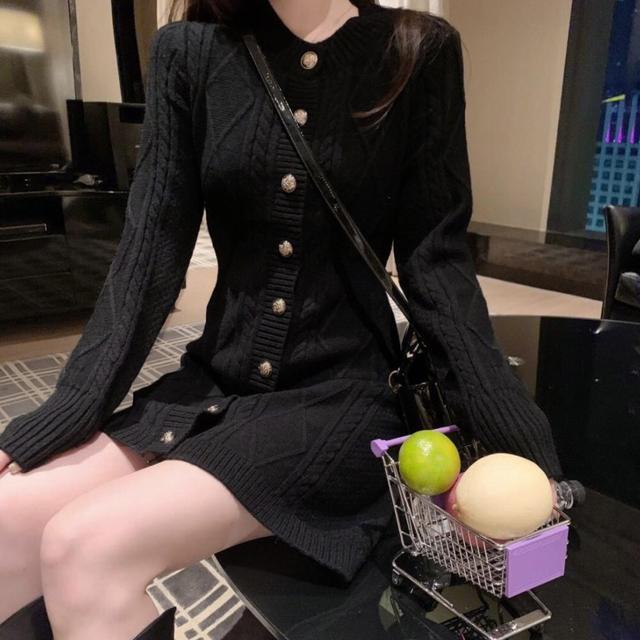 送料無料 新品 ケーブルニットワンピース ミニ きれいめ < 女性ファッション  送料無料 新品 ケーブルニットワンピース ミニ きれいめ < 女性ファッションの