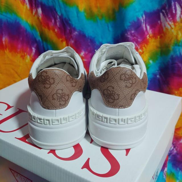 GUESS:QXVERONA STRIPE LOWF[iXgCv[YXj[J[28.5cm  uh 