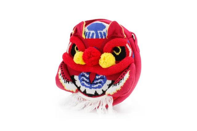 香港hoopla Red Lion Dance Lion Head Crossbody Bag獅子舞の頭の斜めかけバッグジャカード < 女性ファッション 香港hoopla Red Lion Dance Lion Head Crossbody Bag獅子舞の頭の斜めかけバッグジャカード < 女性ファッションの