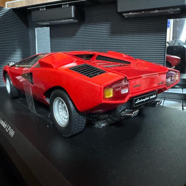 絶版未展示品 京商 1/18 ランボルギーニ カウンタック LP400 レッド < ホビー  絶版未展示品 京商 1/18 ランボルギーニ カウンタック LP400 レッド < ホビーの