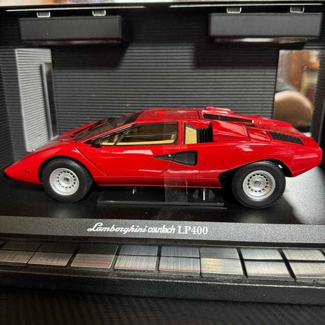 絶版未展示品 京商 1/18 ランボルギーニ カウンタック LP400 レッド < ホビー  絶版未展示品 京商 1/18 ランボルギーニ カウンタック LP400 レッド < ホビーの