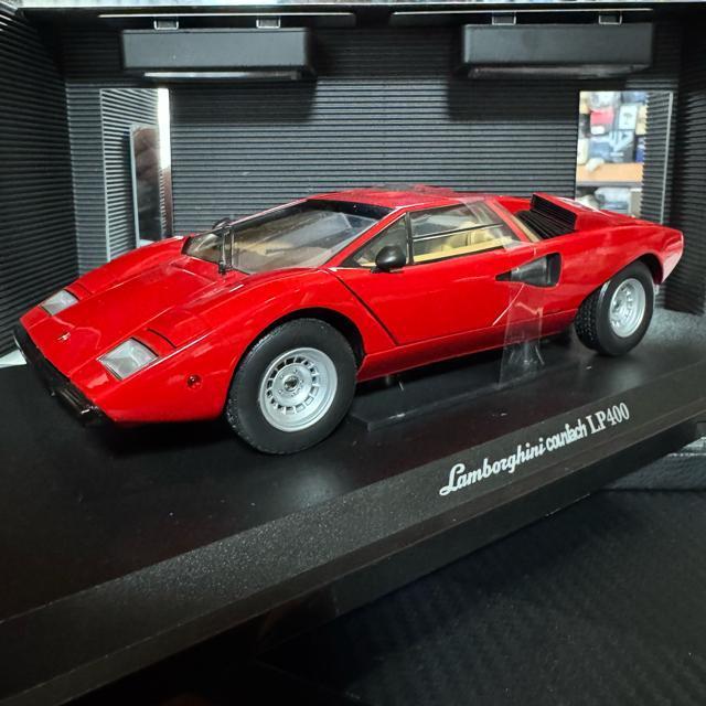 絶版未展示品 京商 1/18 ランボルギーニ カウンタック LP400 レッド < ホビー  絶版未展示品 京商 1/18 ランボルギーニ カウンタック LP400 レッド < ホビーの