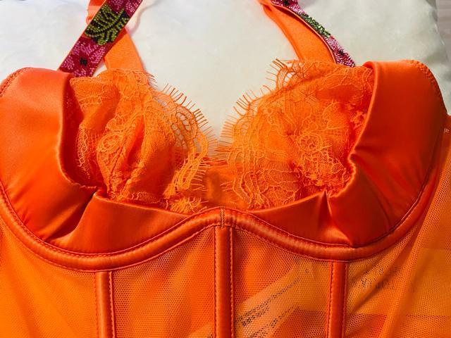 ヴィクトリアズシークレット ビスチェ ラインストーン コルセット プッシュアップ < ブランド  ヴィクトリアズシークレット ビスチェ ラインストーン コルセット プッシュアップ < ブランドの