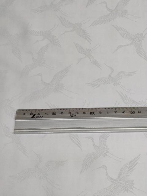 レトロ(CQ10916)約88cm幅×約0.9m・鶴柄・和装品制作用布地・耳端汚れあり < ペット/手芸/園芸 レトロ(CQ10916)約88cm幅×約0.9m・鶴柄・和装品制作用布地・耳端汚れあり < ペット/手芸/園芸の