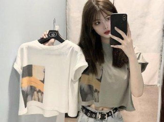 トレンド Tシャツ ストリートカルチャー アースカラー グレー < 女性ファッション トレンド Tシャツ ストリートカルチャー アースカラー グレー < 女性ファッションの