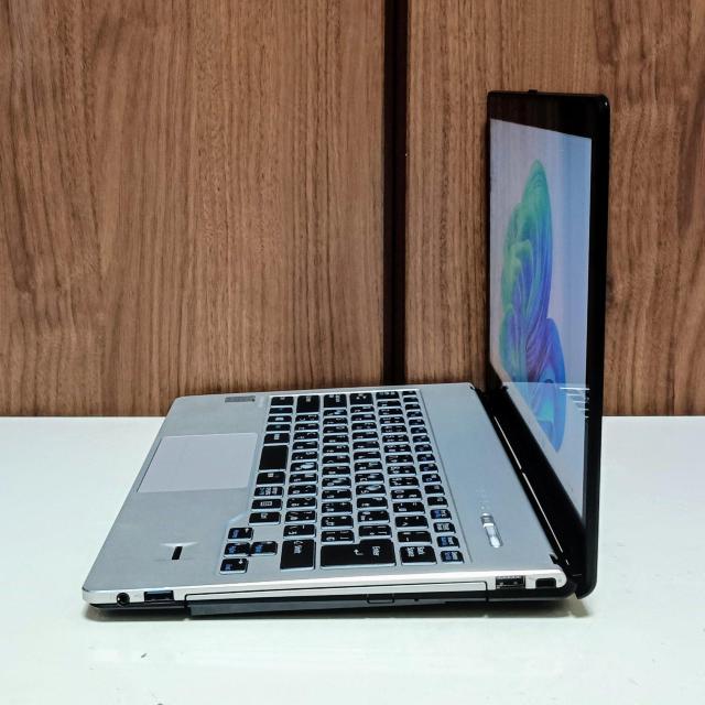 FUJITSU LIFEBOOK Corei5 ������10GB �V�iSSD512GB DVD Web�J���� Windows11 �� PC�{��/���Ӌ@��� 