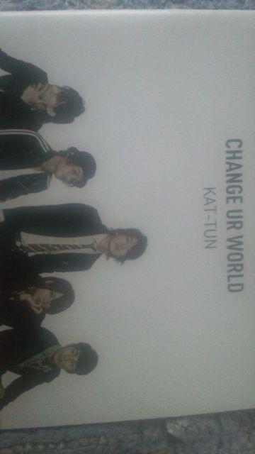 超レア!KAT-TUN/CHANGE UR WORLD初回盤1.2+通常盤/3枚セット!美品 < タレントグッズ  超レア!KAT-TUN/CHANGE UR WORLD初回盤1.2+通常盤/3枚セット!美品 < タレントグッズの