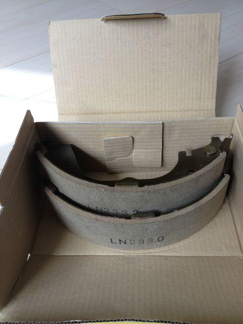 新品!ハイエース/レジアスエース!リアーブレーキシュ! < 自動車/バイク 新品!ハイエース/レジアスエース!リアーブレーキシュ! < 自動車/バイク