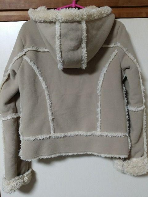 美品♪フリースモコモココート☆Ssize☆ベージュ < 女性ファッション  美品♪フリースモコモココート☆Ssize☆ベージュ < 女性ファッションの