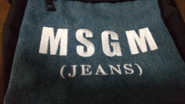 JEANŠ|obOiłI  t@bV 