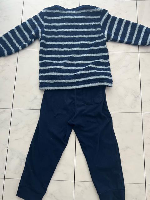 UNIQLOモコモコパジャマ★110cm < ブランド  UNIQLOモコモコパジャマ★110cm < ブランドの