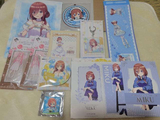 中野三玖 五等分の花嫁 まとめ売り 缶バッジ クリアファイル アクリルスタンド他 < アニメ/コミック/キャラクター 中野三玖 五等分の花嫁 まとめ売り 缶バッジ クリアファイル アクリルスタンド他 < アニメ/コミック/キャラクターの