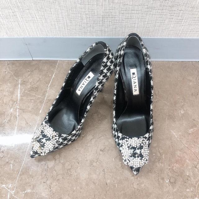 ◆DIANA/ダイアナ◆千鳥柄×ラインストーンビジューツイード生地パンプス★23.5cm*高見え♪ < ブランド ◆DIANA/ダイアナ◆千鳥柄×ラインストーンビジューツイード生地パンプス★23.5cm*高見え♪ < ブランドの