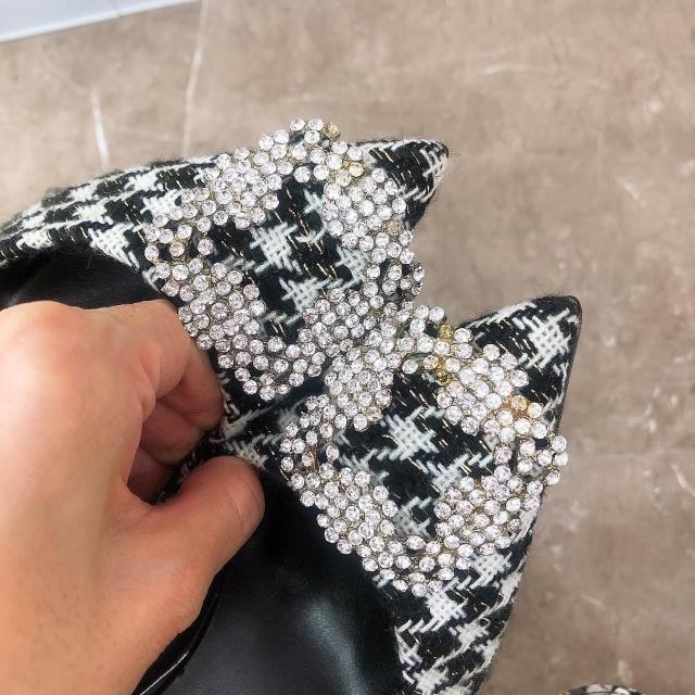 ◆DIANA/ダイアナ◆千鳥柄×ラインストーンビジューツイード生地パンプス★23.5cm*高見え♪ < ブランド ◆DIANA/ダイアナ◆千鳥柄×ラインストーンビジューツイード生地パンプス★23.5cm*高見え♪ < ブランドの