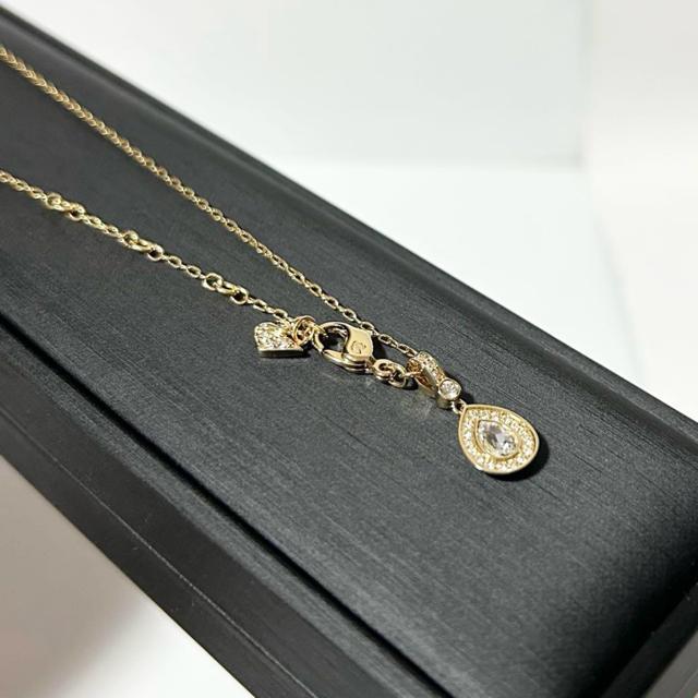 美品 SWAROVSKI スワロフスキー クリスタル ネックレス < ブランド  美品 SWAROVSKI スワロフスキー クリスタル ネックレス < ブランドの