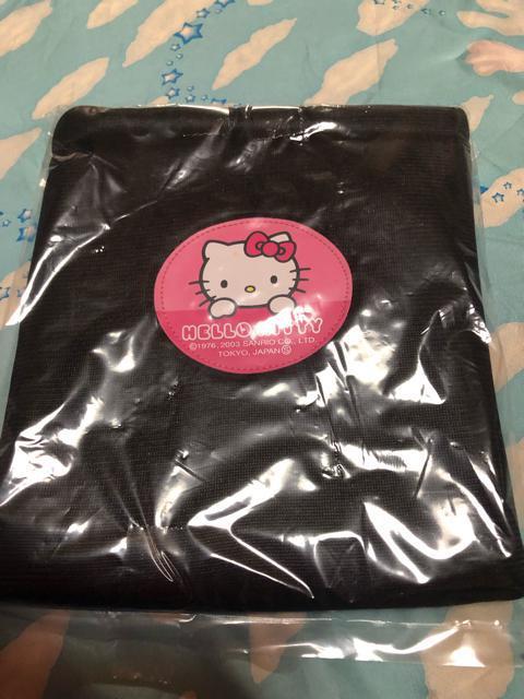 新品未開封★キティ★フカフカ巾着袋★黒 < おもちゃ  新品未開封★キティ★フカフカ巾着袋★黒  < おもちゃの