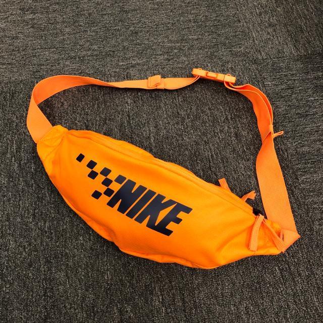 即決 NIKE ナイキ ボディバッグ オレンジ < ブランド  即決 NIKE ナイキ ボディバッグ オレンジ  < ブランドの