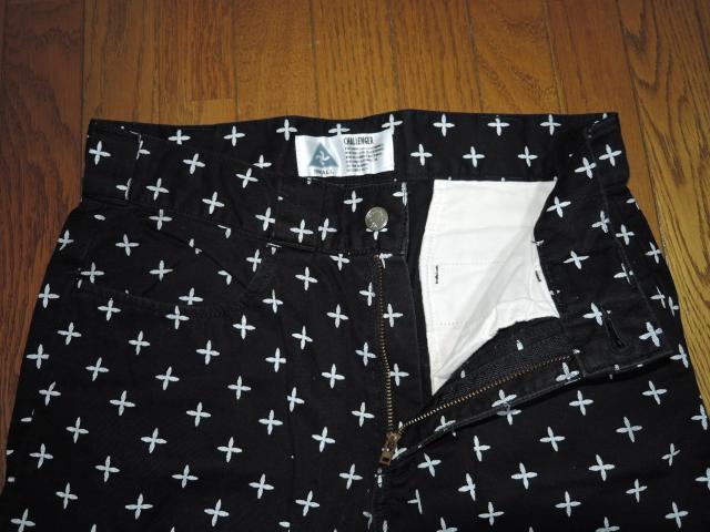 CHALLENGER チャレンジャー CROSS PRINTED CHINO SHORTS ハーフチノパンツ S 黒クロスドット柄 < 男性ファッション  CHALLENGER チャレンジャー CROSS PRINTED CHINO SHORTS ハーフチノパンツ S 黒クロスドット柄 < 男性ファッションの