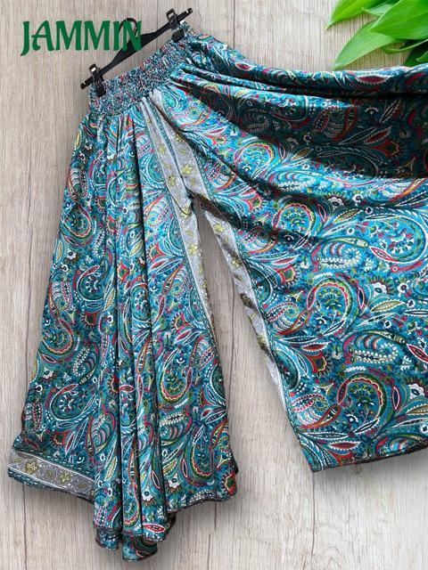 ペーズリー柄ワイドパンツ ヒッピー 個性派 アジアン エスニック 衣装 < 女性ファッション  ペーズリー柄ワイドパンツ ヒッピー 個性派 アジアン エスニック 衣装 < 女性ファッションの